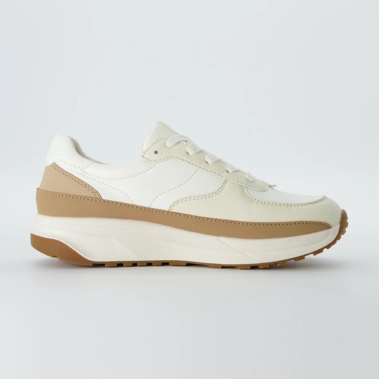 Score Lace-up Sneaker