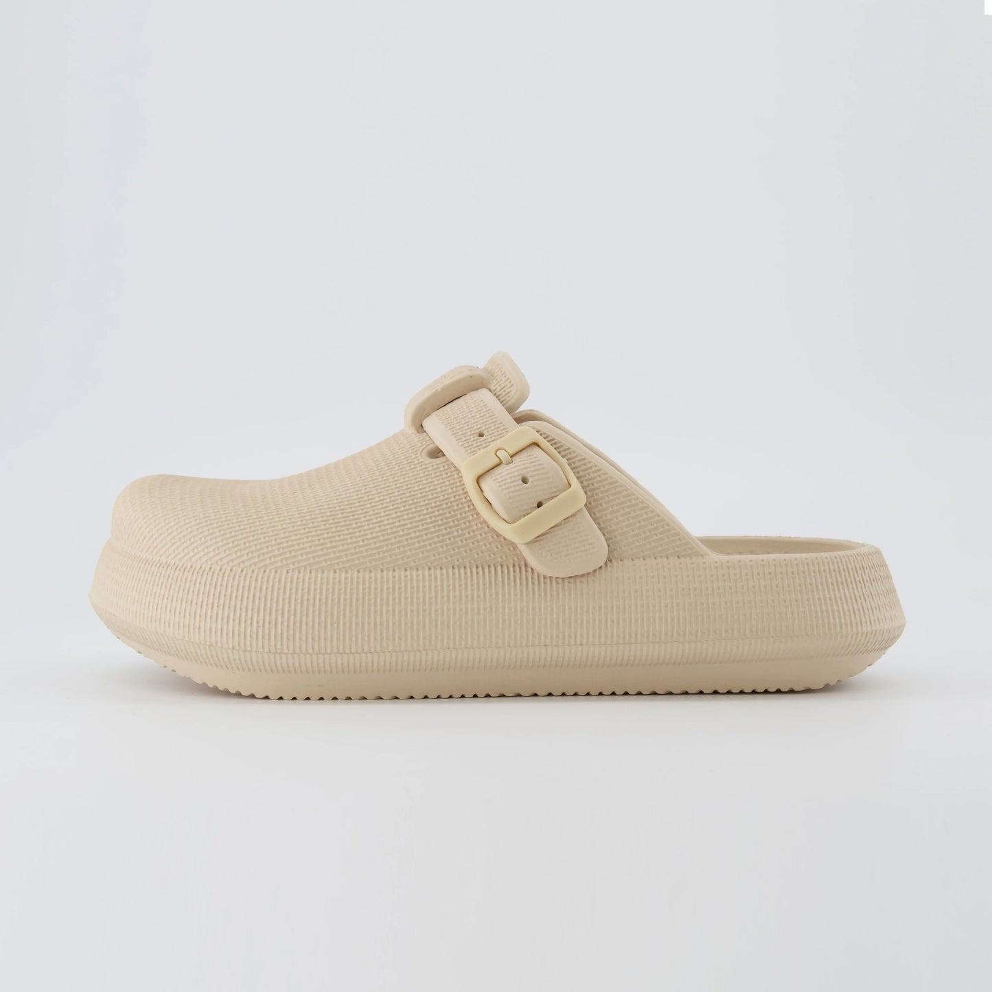 Fable Cloud Clog