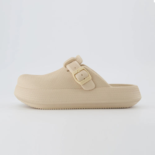 Fable Cloud Clog