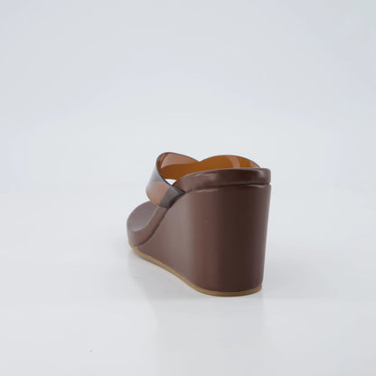 Bera Platform Sandals