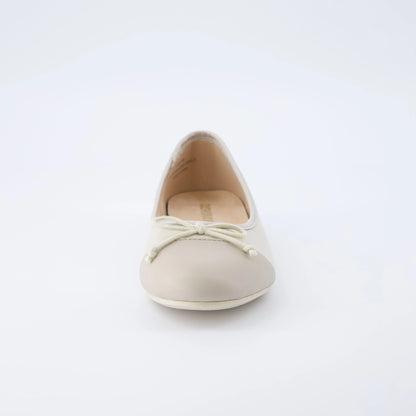 Cardi Cap Toe Flat