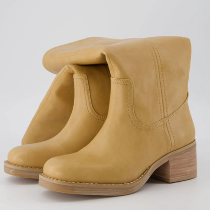 Sawyer Tall Boot