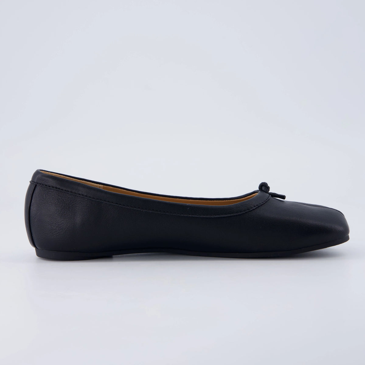 Maki Split-toe Flats