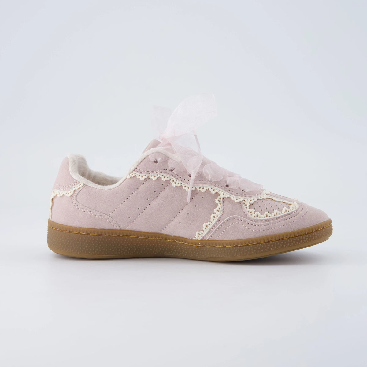Belinda-K Lace Sneaker