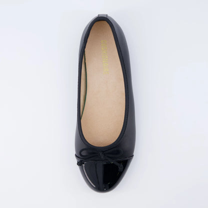 Cardi Cap Toe Flat
